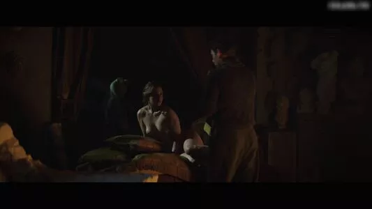 Emilia Clarke / clarkeyxo / emilia_clarke / emiliaclarke nude photo #1590