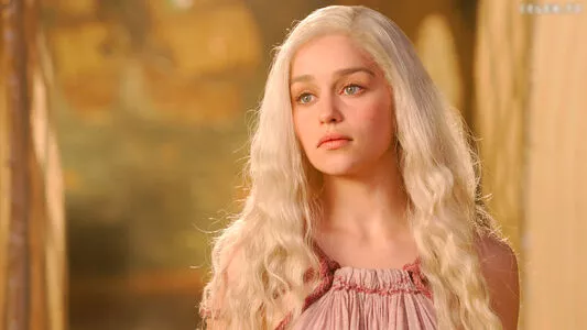 Emilia Clarke / clarkeyxo / emilia_clarke / emiliaclarke nude photo #1598