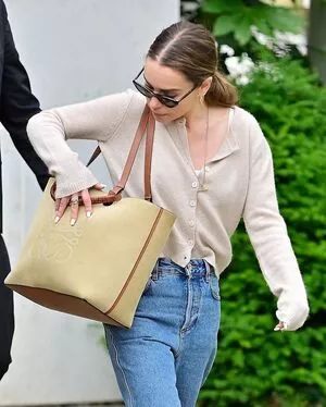 Emilia Clarke / clarkeyxo / emilia_clarke / emiliaclarke nude photo #1667