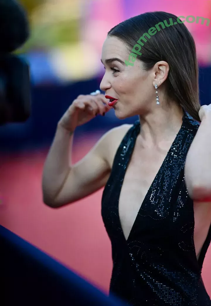Emilia Clarke nude photo #1142 (clarkeyxo / emilia_clarke / emiliaclarke)