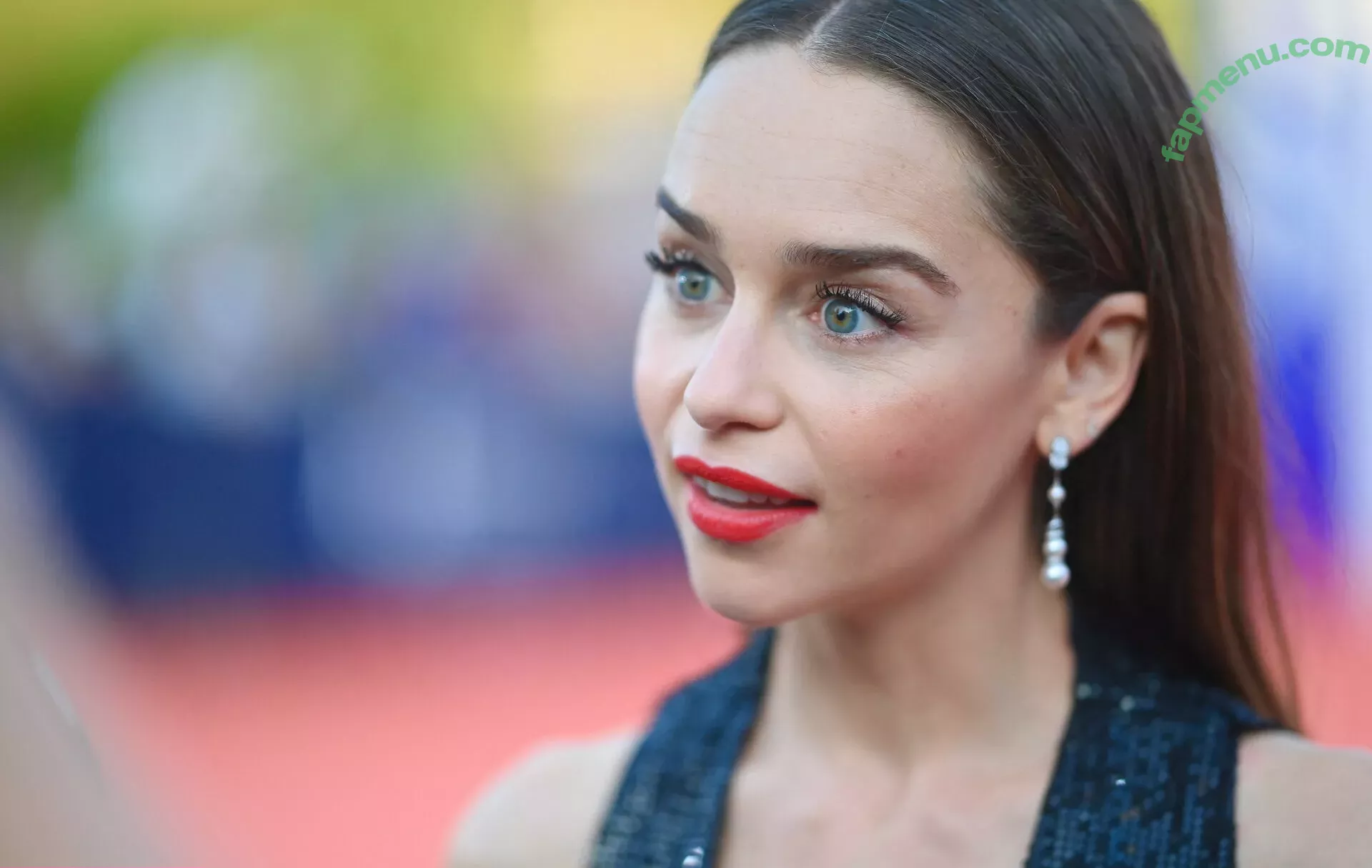 Emilia Clarke nude photo #1143 (clarkeyxo / emilia_clarke / emiliaclarke)