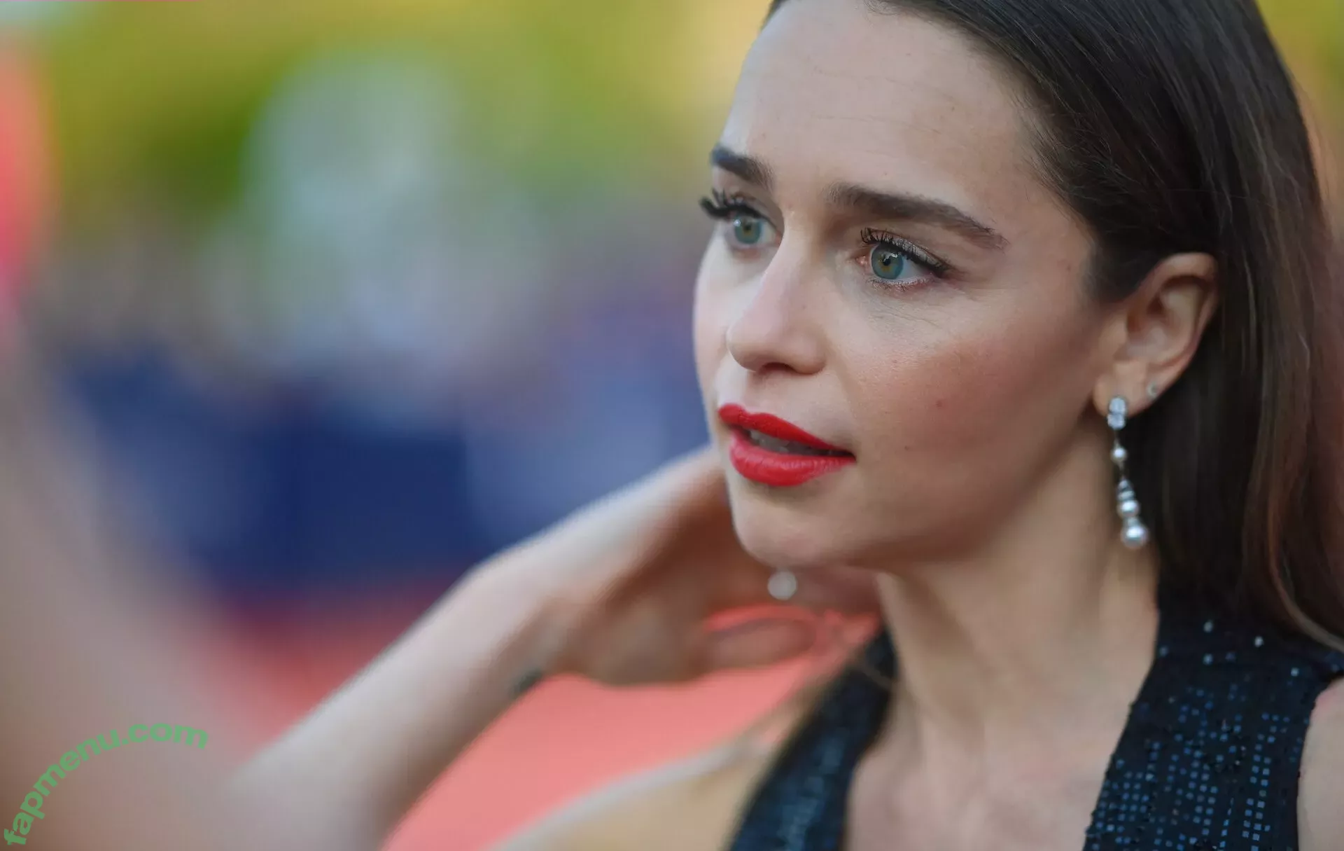 Emilia Clarke nude photo #1145 (clarkeyxo / emilia_clarke / emiliaclarke)