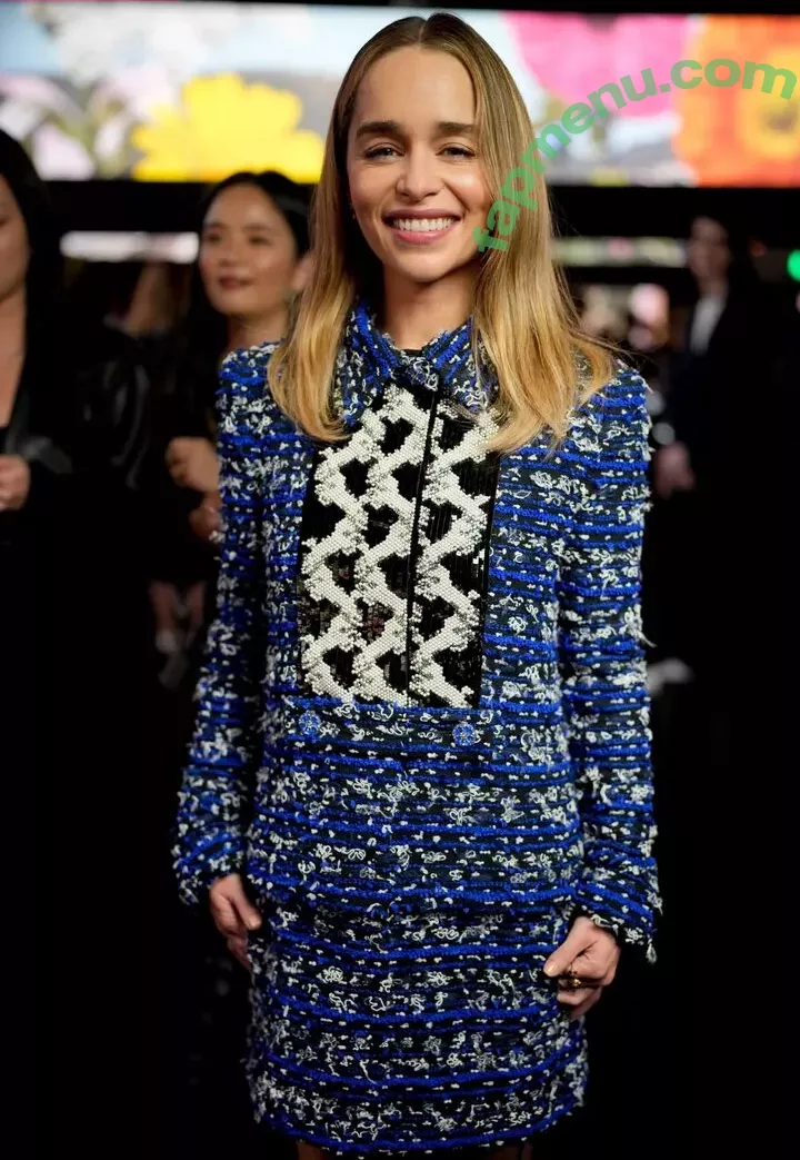 Emilia Clarke nude photo #1238 (clarkeyxo / emilia_clarke / emiliaclarke)