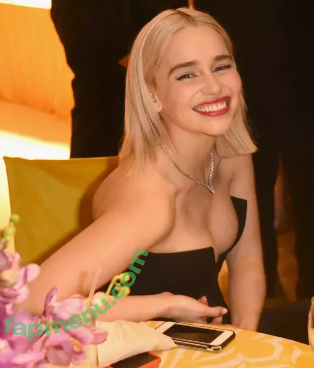 Emilia Clarke nude photo #1255 (clarkeyxo / emilia_clarke / emiliaclarke)