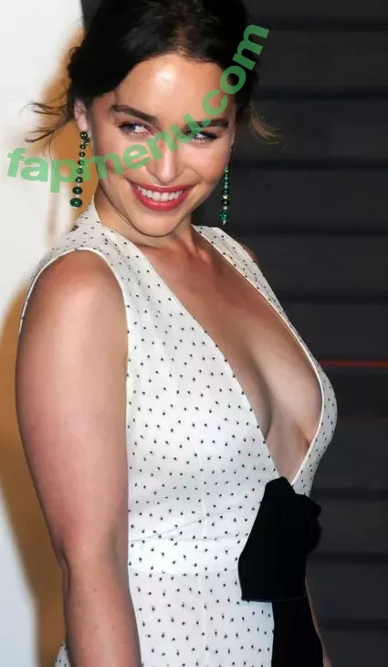 Emilia Clarke nude photo #1280 (clarkeyxo / emilia_clarke / emiliaclarke)