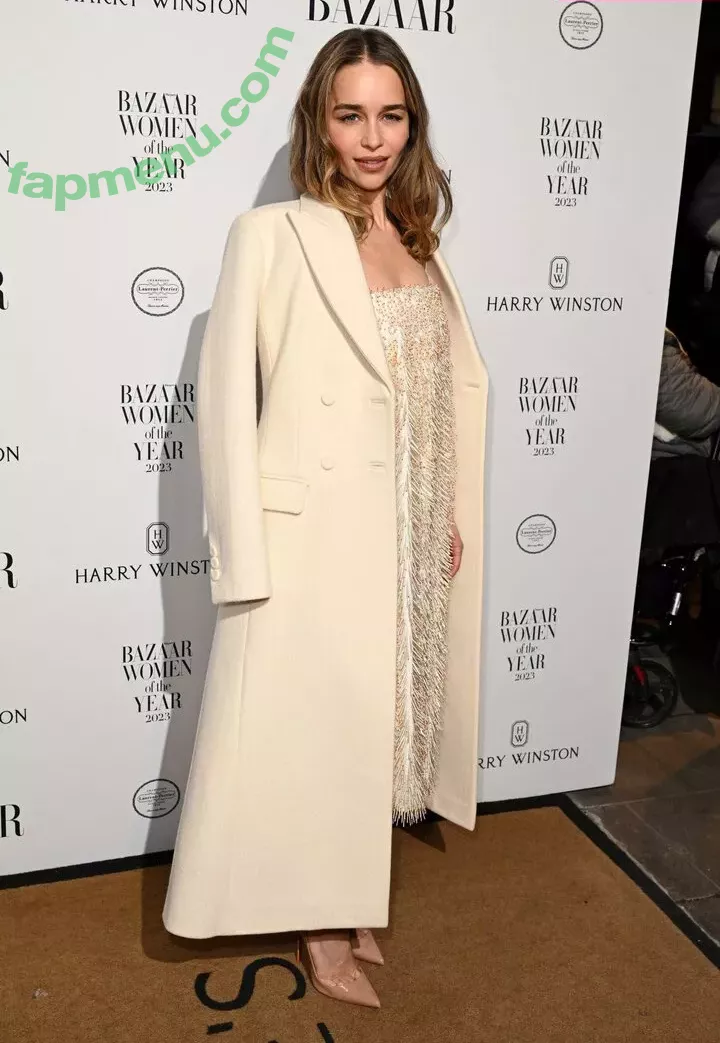 Emilia Clarke nude photo #1316 (clarkeyxo / emilia_clarke / emiliaclarke)