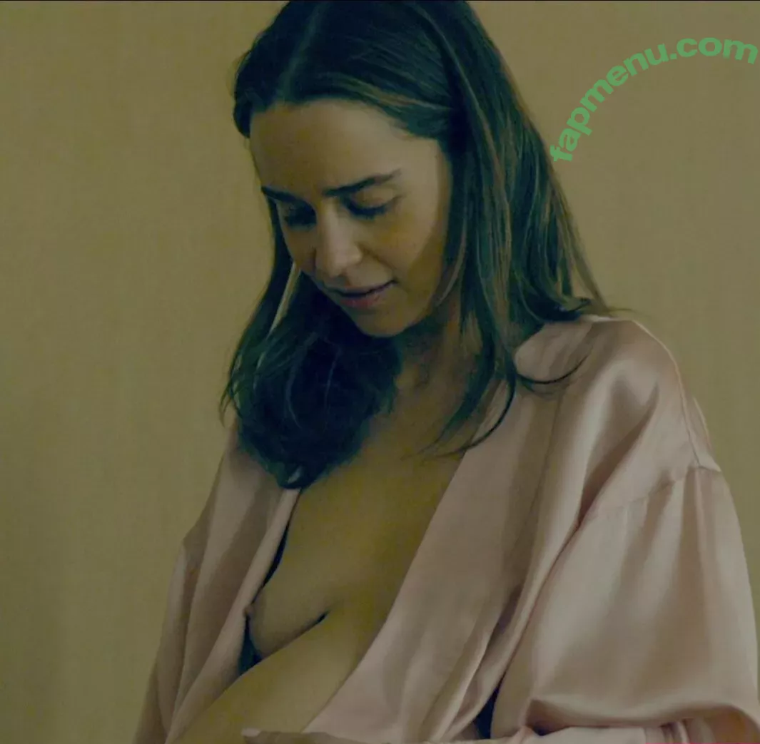 Emilia Clarke nude photo #1356 (clarkeyxo / emilia_clarke / emiliaclarke)
