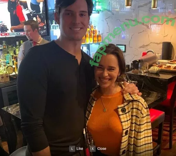 Emilia Clarke nude photo #1363 (clarkeyxo / emilia_clarke / emiliaclarke)