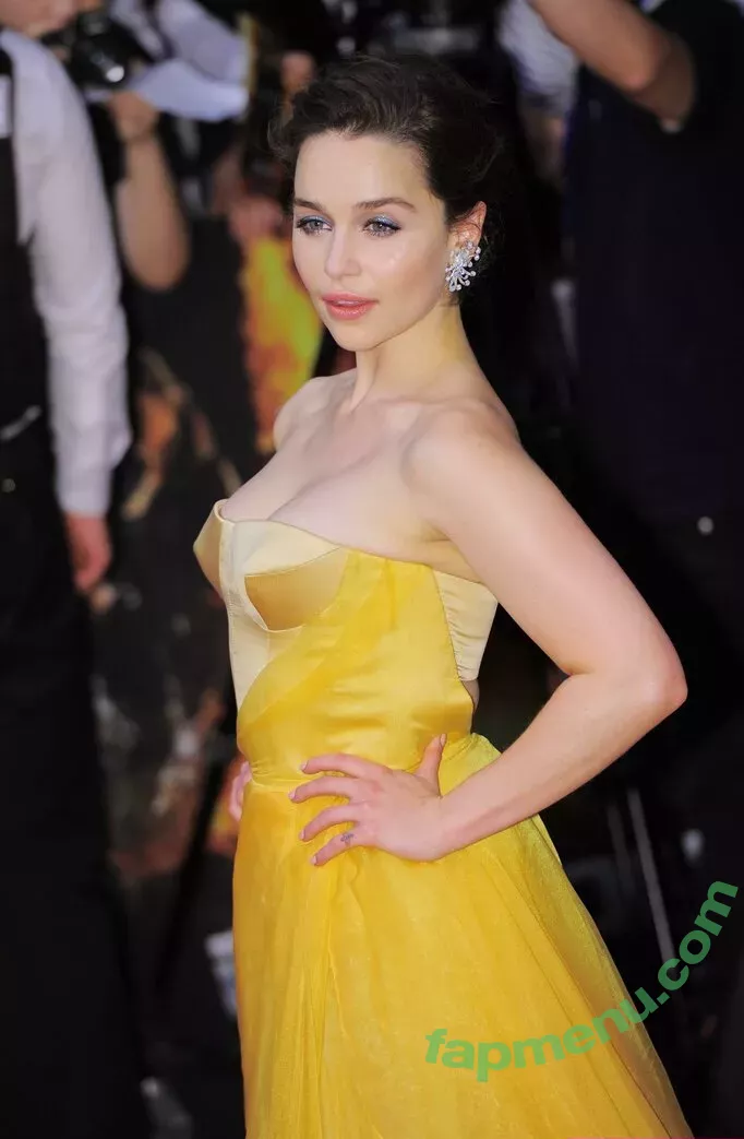 Emilia Clarke nude photo #1388 (clarkeyxo / emilia_clarke / emiliaclarke)