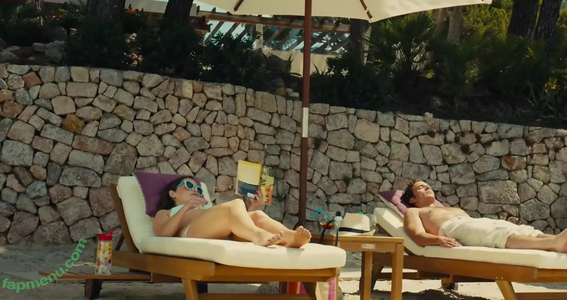 Emilia Clarke nude photo #1401 (clarkeyxo / emilia_clarke / emiliaclarke)