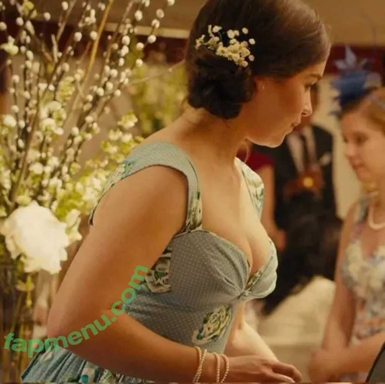 Emilia Clarke nude photo #1426 (clarkeyxo / emilia_clarke / emiliaclarke)