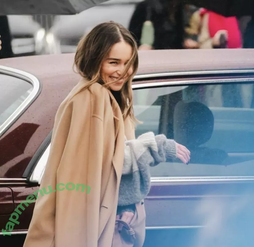 Emilia Clarke nude photo #1450 (clarkeyxo / emilia_clarke / emiliaclarke)