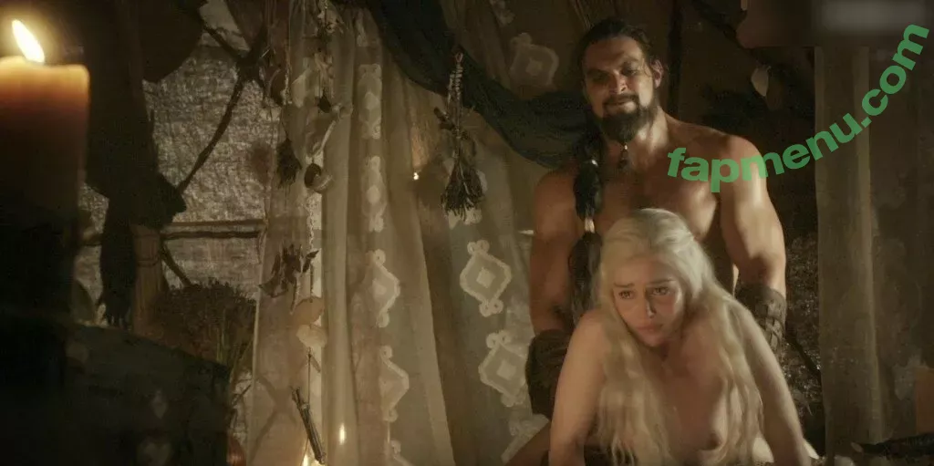 Emilia Clarke nude photo #1512 (clarkeyxo / emilia_clarke / emiliaclarke)