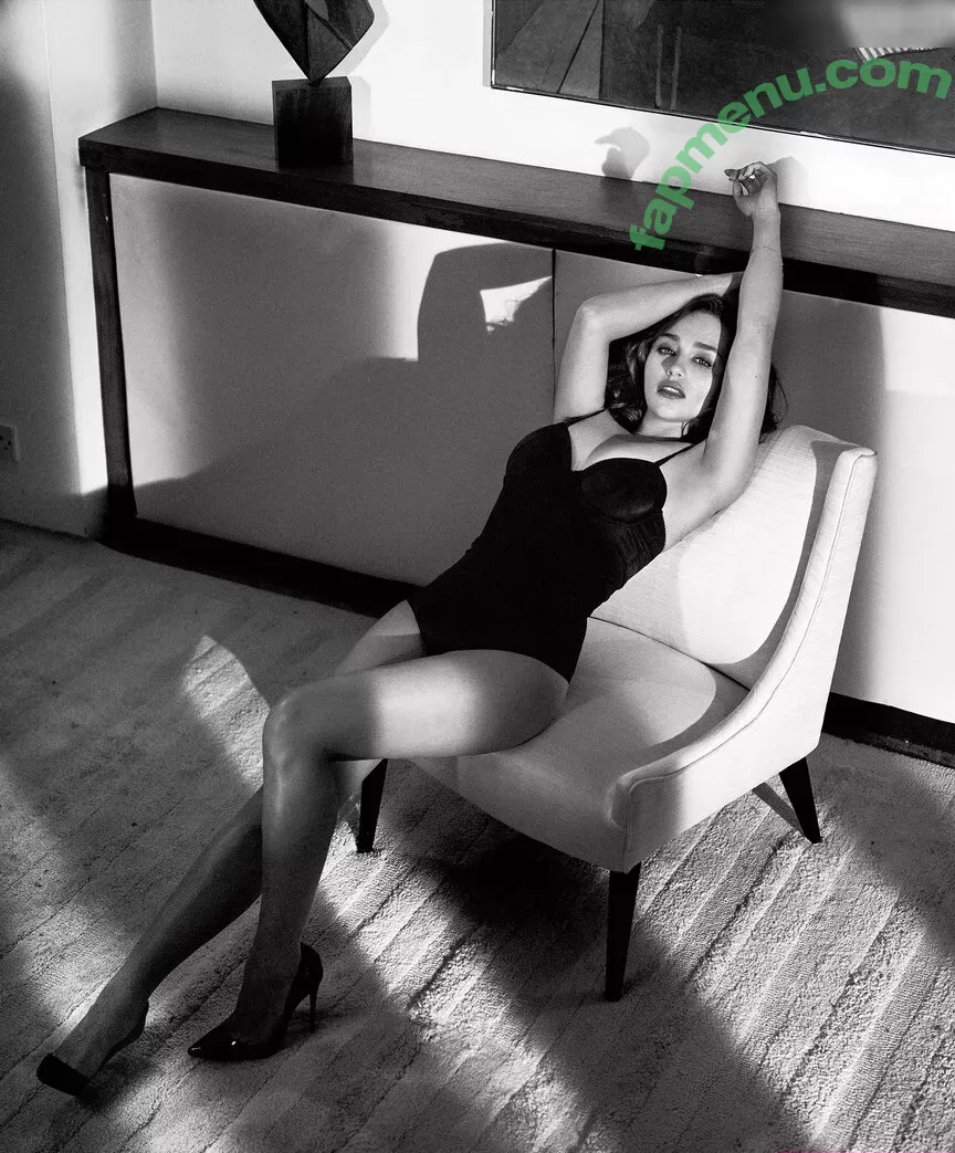 Emilia Clarke nude photo #1528 (clarkeyxo / emilia_clarke / emiliaclarke)