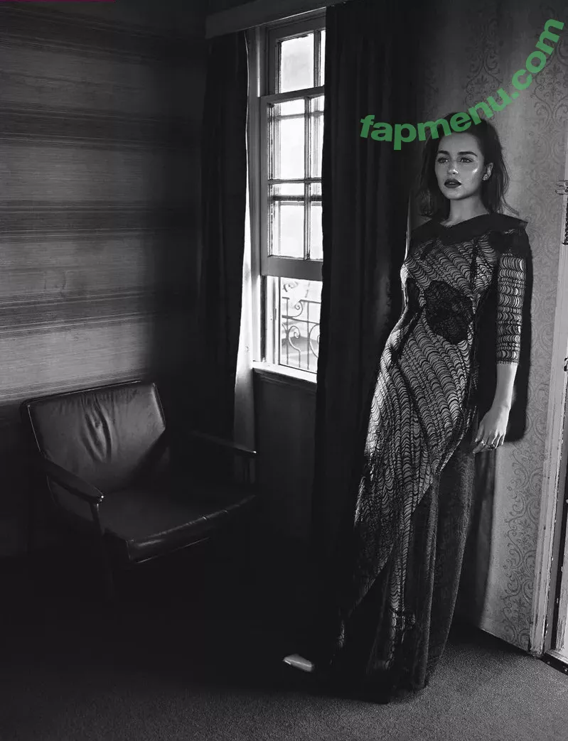 Emilia Clarke nude photo #1540 (clarkeyxo / emilia_clarke / emiliaclarke)