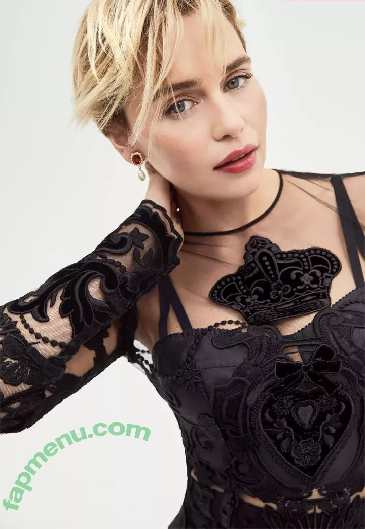 Emilia Clarke nude photo #1549 (clarkeyxo / emilia_clarke / emiliaclarke)