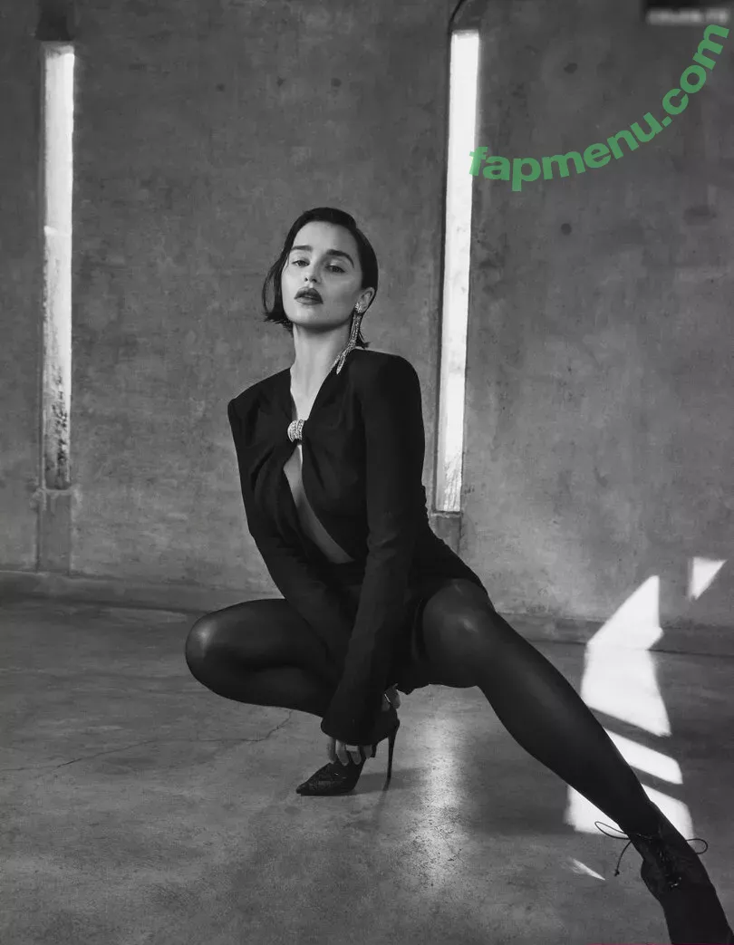 Emilia Clarke nude photo #1570 (clarkeyxo / emilia_clarke / emiliaclarke)
