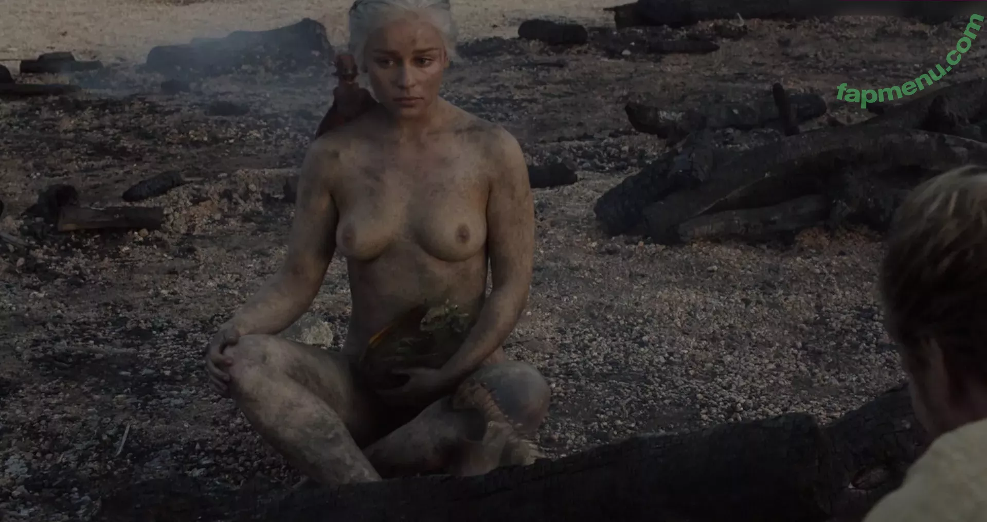 Emilia Clarke nude photo #1612 (clarkeyxo / emilia_clarke / emiliaclarke)