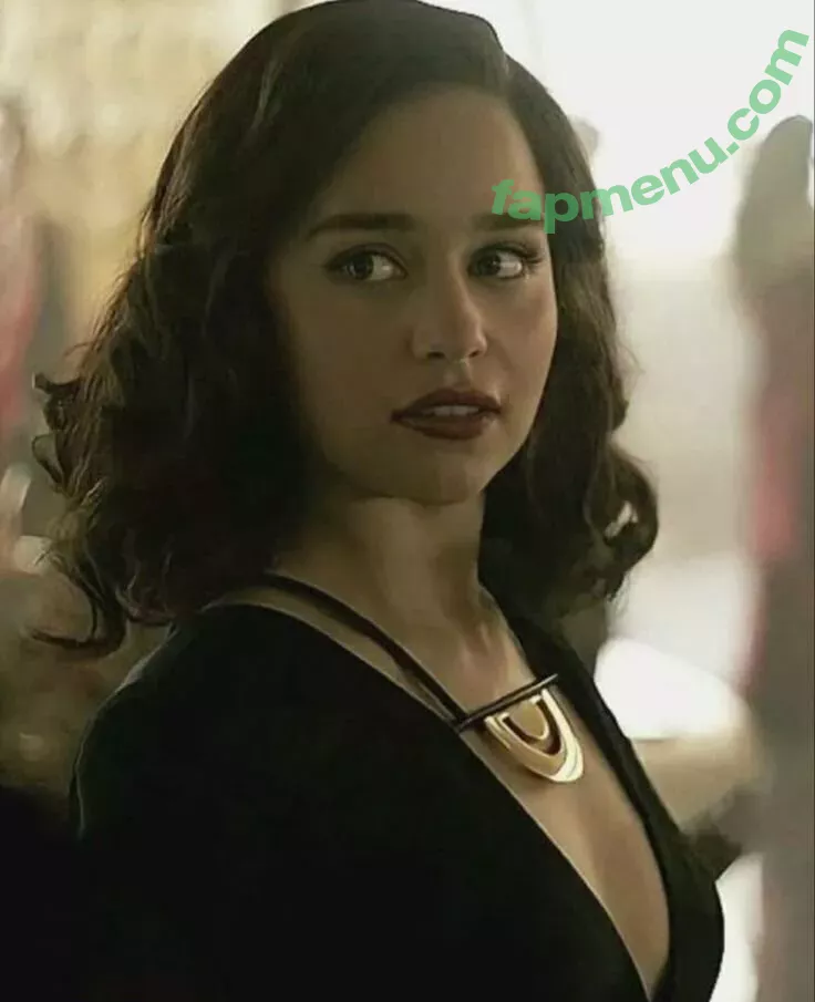 Emilia Clarke nude photo #1782 (clarkeyxo / emilia_clarke / emiliaclarke)