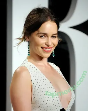 Emilia Clarke / clarkeyxo / emilia_clarke / emiliaclarke nude photo #2006