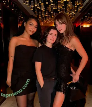 Emilia Jones / emiliajonesy nude photo #0198