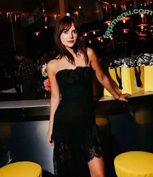 Emilia Jones / emiliajonesy nude photo #0200