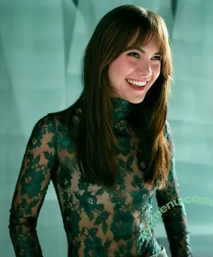 Emilia Jones / emiliajonesy nude photo #0219