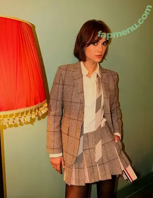 Emilia Jones / emiliajonesy nude photo #0359