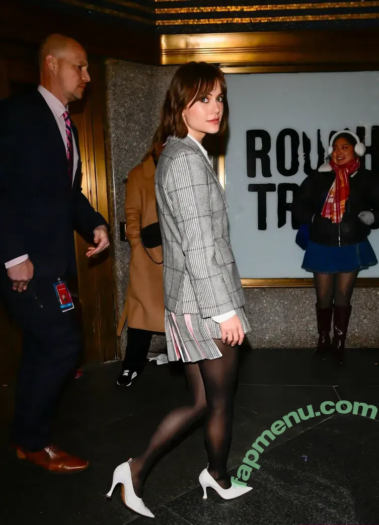 Emilia Jones nude photo #0352 (emiliajonesy)