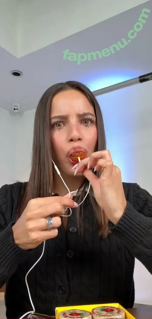 Emilia Mernes nude photo #0185 (emiliamernes / emimernes_)