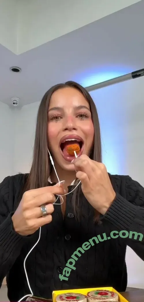 Emilia Mernes nude photo #0186 (emiliamernes / emimernes_)