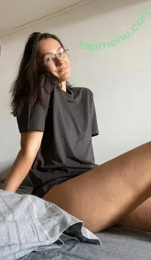 emilia.sw / emilia.s.w nude photo #0039