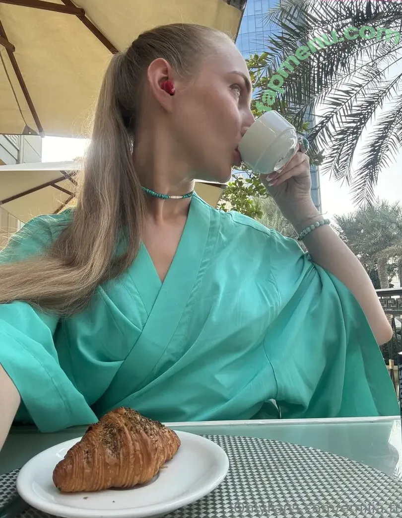 emilia.tt nude photo #0011 (emiliaa.tt)