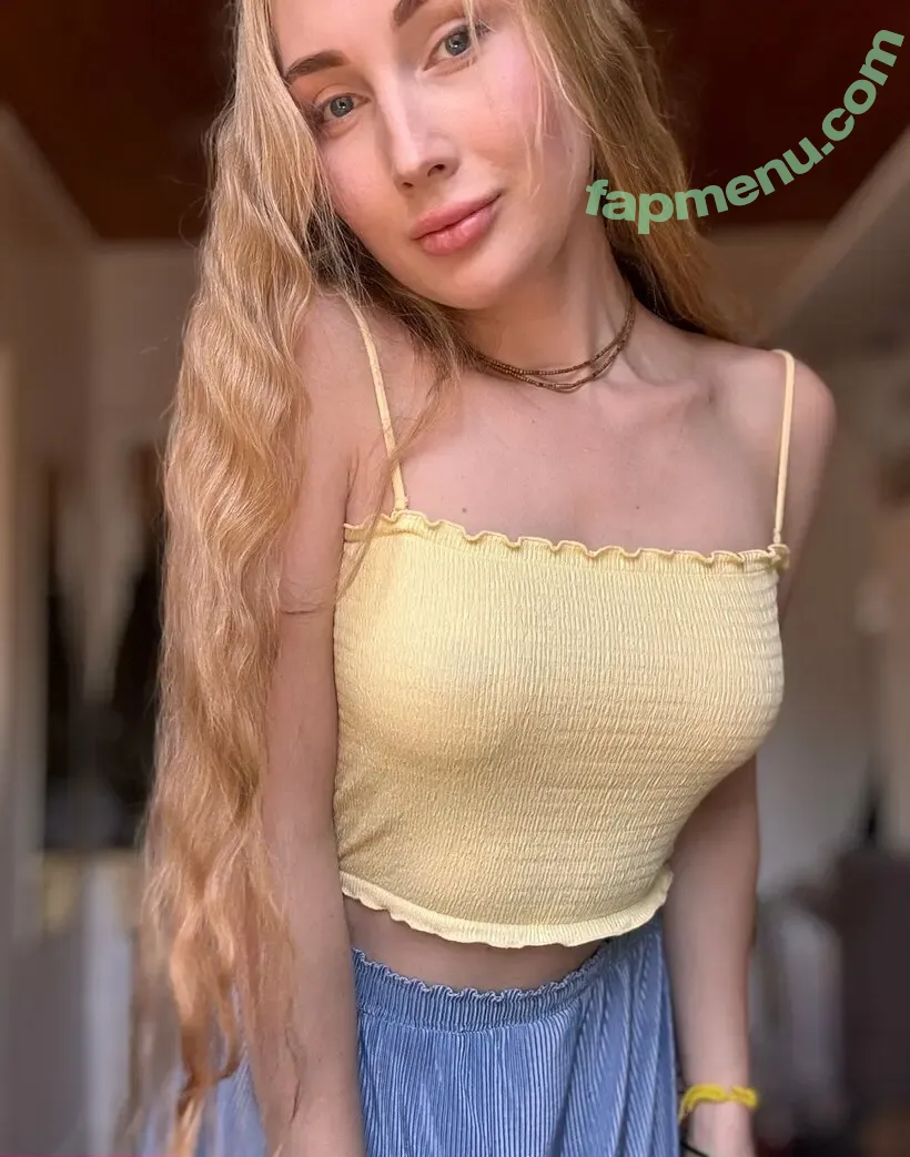 emilia.tt nude photo #0112 (emiliaa.tt)