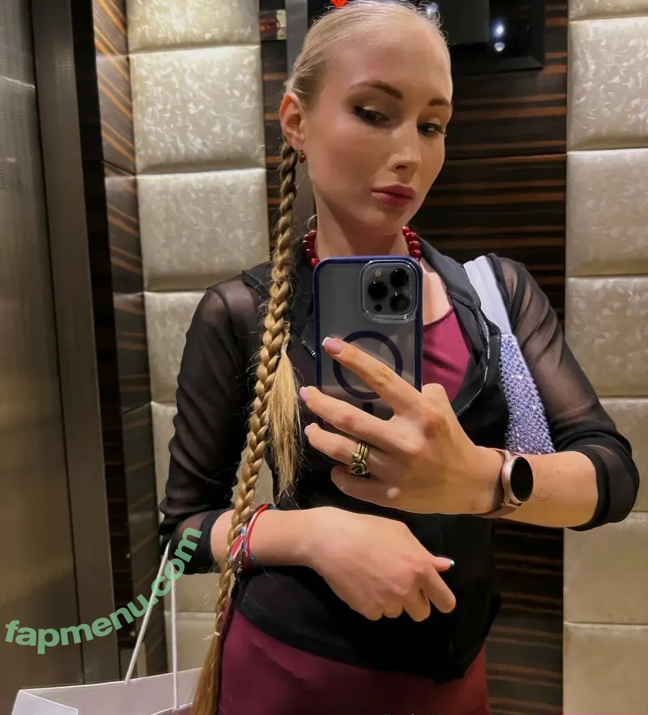 emilia.tt nude photo #0130 (emiliaa.tt)