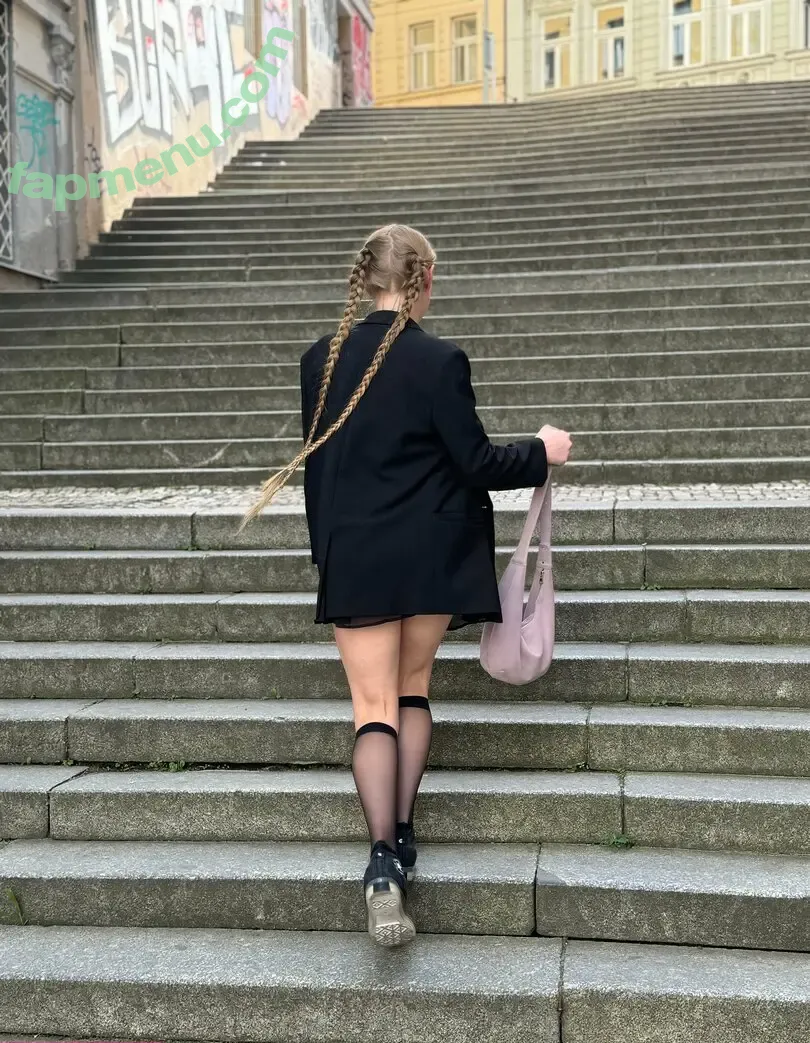 emilia.tt nude photo #0184 (emiliaa.tt)