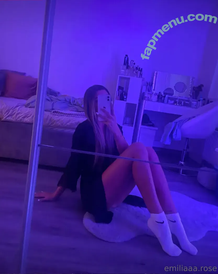 emiliaaa.rose nude photo #0083 (emilia.roseee)