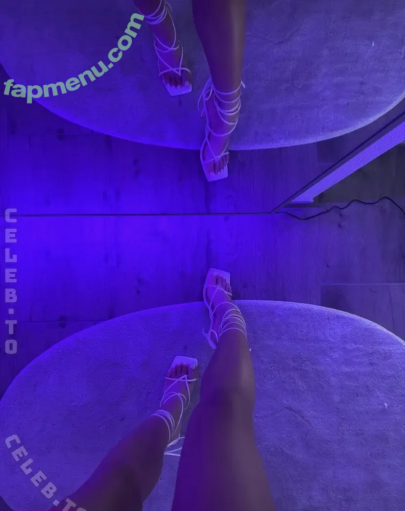 emiliaaa.rose nude photo #0108 (emilia.roseee)