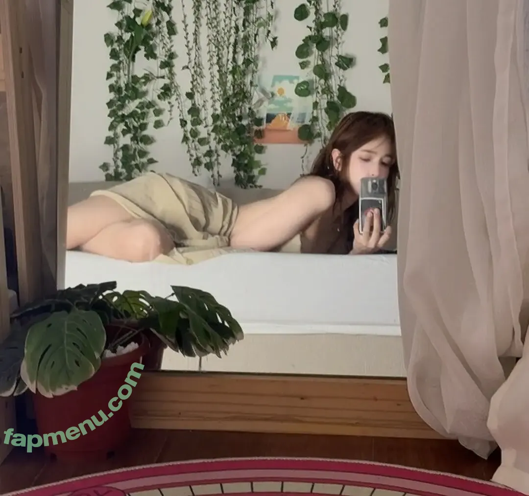 Emiliabear nude photo #0006 (emiliabears / liabear5)