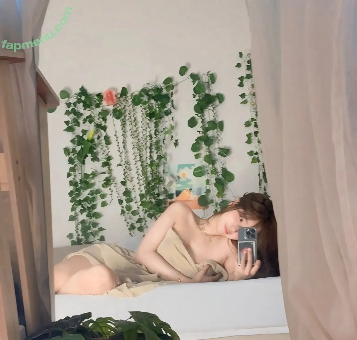 Emiliabear nude photo #0007 (emiliabears / liabear5)