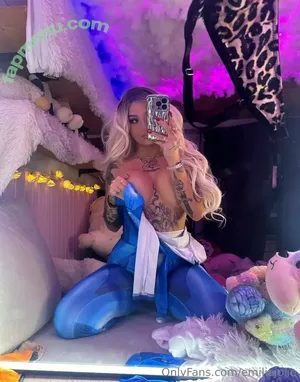 emiliajolie / emialtdoll nude photo #0003