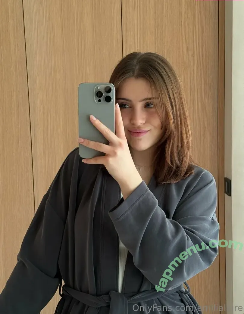 emiliallure nude photo #0012 (emiliallure)