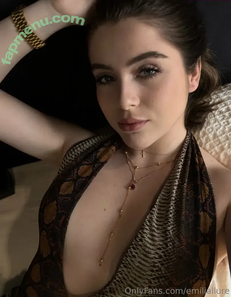 emiliallure nude photo #0001 (emiliallure)