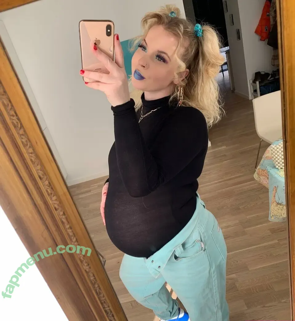 Emilie Brooklyn nude photo #0018 (emiliebrooklyn_)