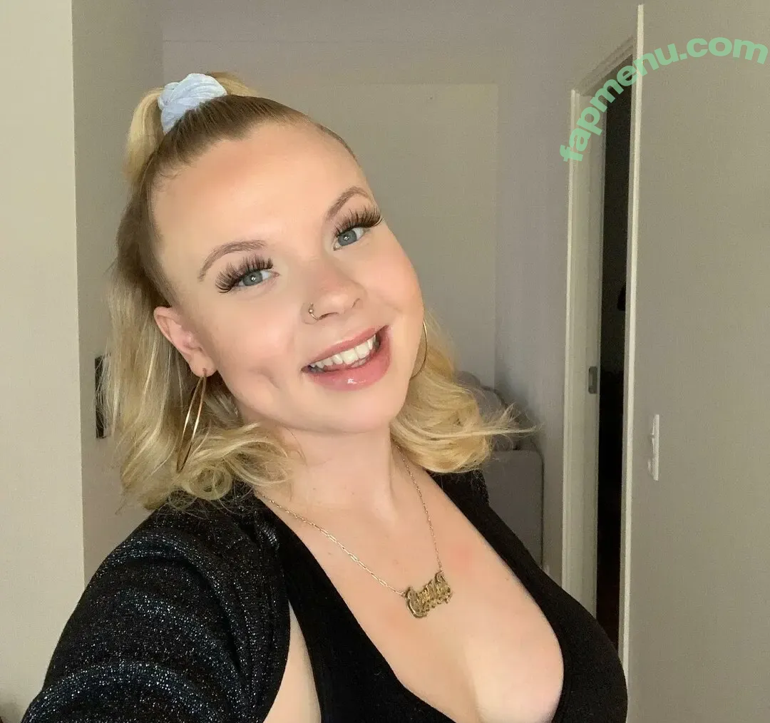 Emilie Brooklyn nude photo #0020 (emiliebrooklyn_)