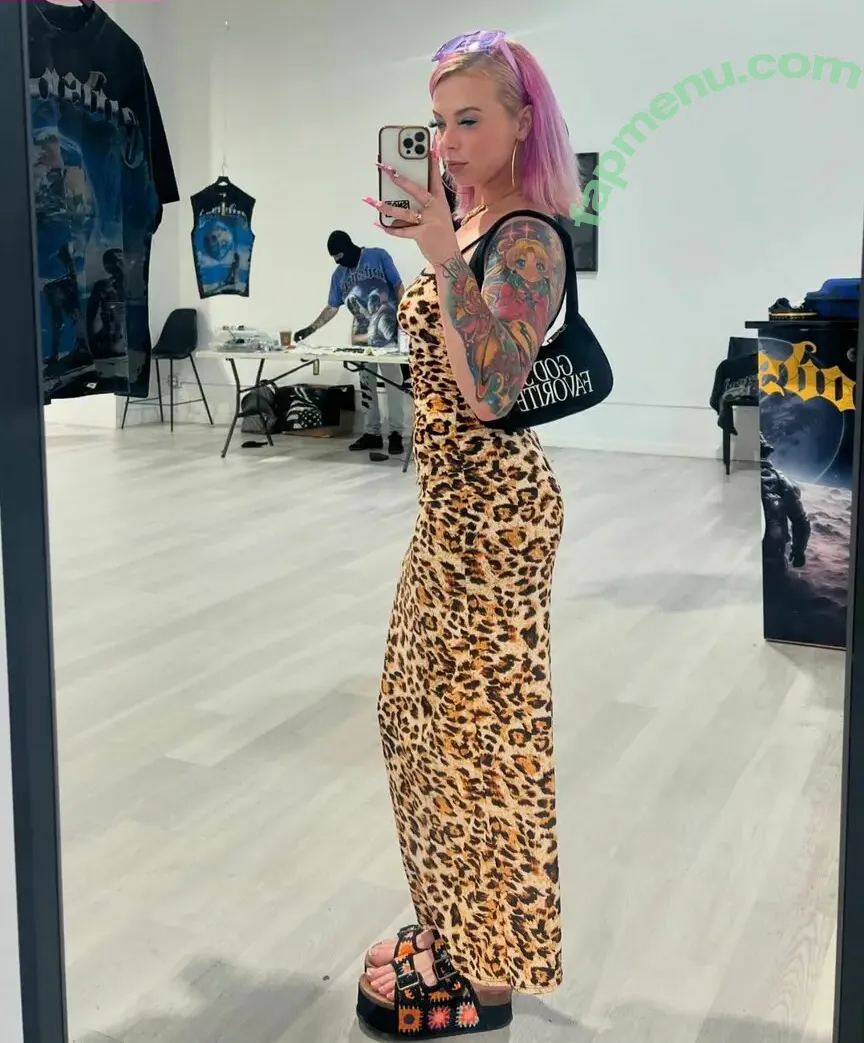 Emilie Brooklyn nude photo #0034 (emiliebrooklyn_)