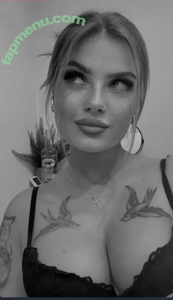 Emilie Budweg nude photo #0005 (emilie.bwg / onlyemilie)