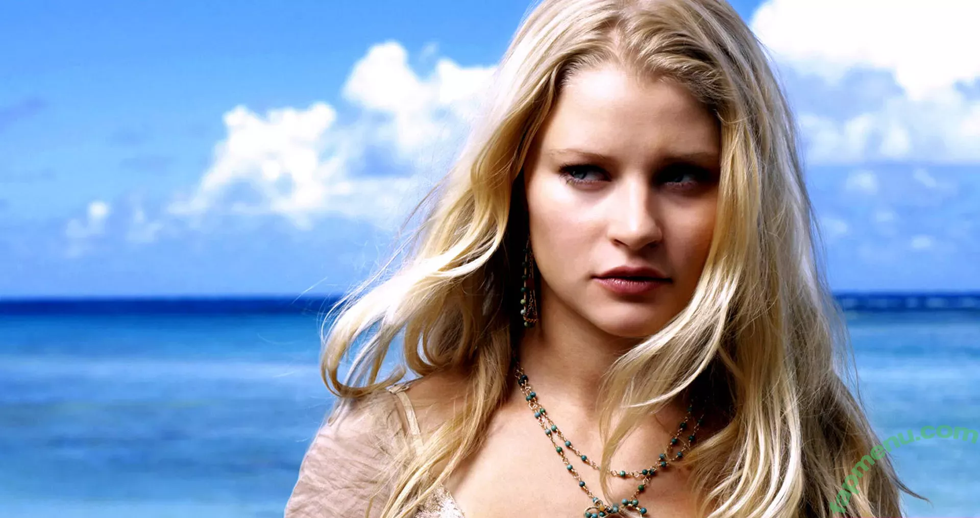 Emilie De Ravin nude photo #0030 (Claire from LOST / emiliede_ravin)