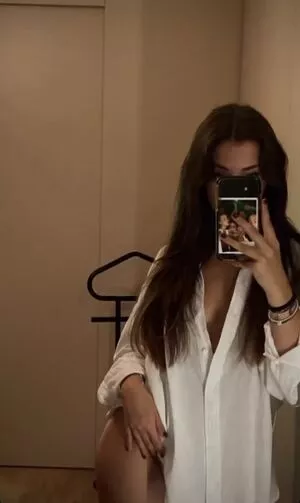 Emilie / Emiliemae_ / emmpot / emxx11 / eps nude photo #0054