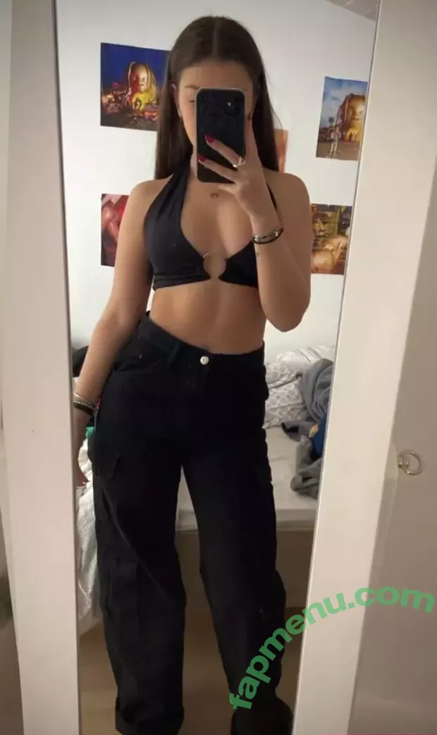 Emilie nude photo #0039 (Emiliemae_ / emmpot / emxx11 / eps)